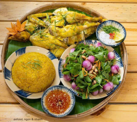 Cơm gà lên mâm exfood