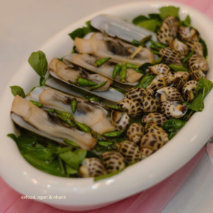 Ốc hương hấp lá quế